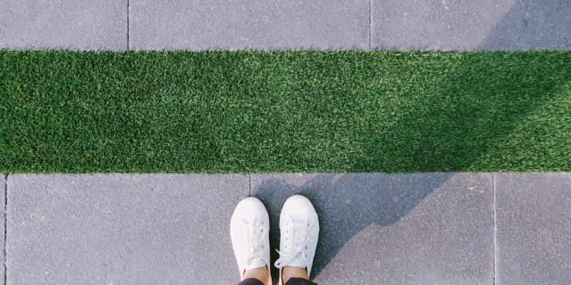 Artificial Grass Be Laid on Concrete