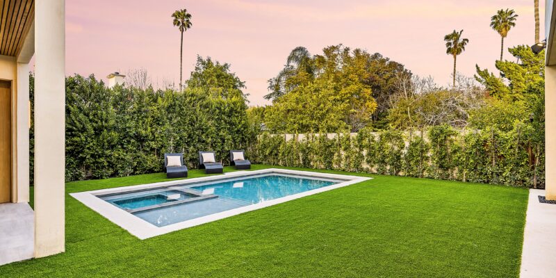 synthetic grass installation